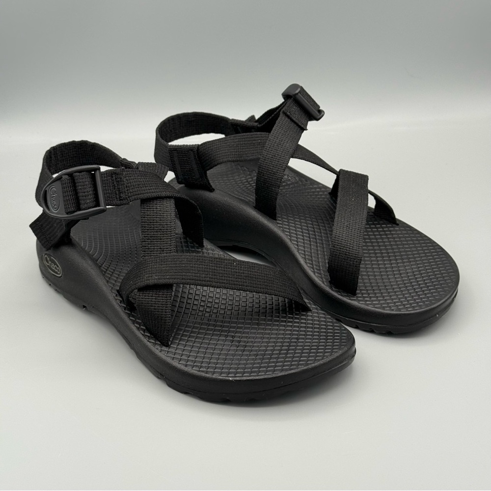 EUC Chaco Adjustable Strap Classic Sandal, Size 6